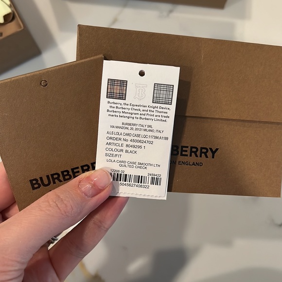 Burberry card wallet, in very good condition, like new, with box. - Picture 9 of 10